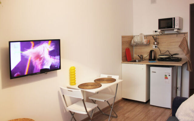 Apartments Like at home on Mira str., 4
