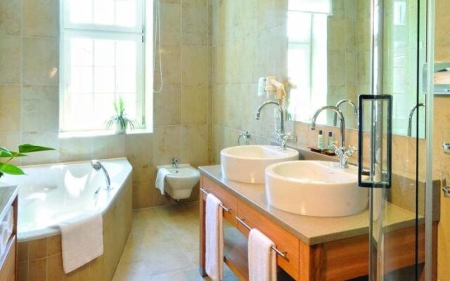 la pura women's health resort kamptal — Caters To Women