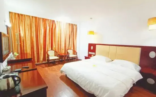 Cenxi Fulihua Hotel