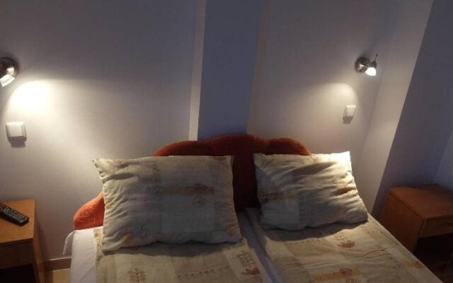 Tip-Top Apartmenthouse