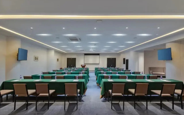 Grace Select Hotel (Hangzhou Jinsha Lake)