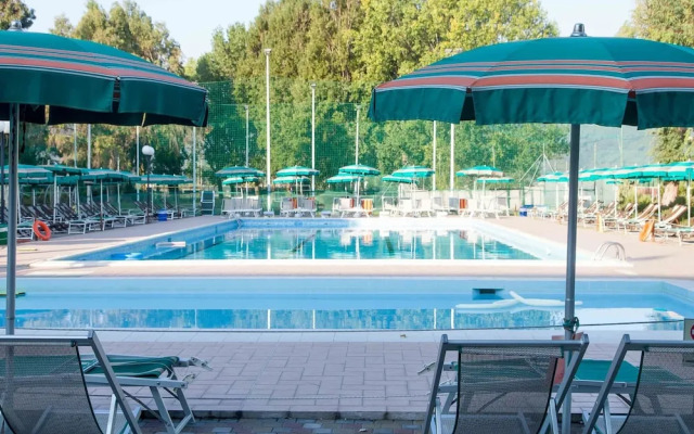 Apartment in Residenza Alberghiera Italia, Luni