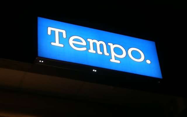Tempo - Hostel