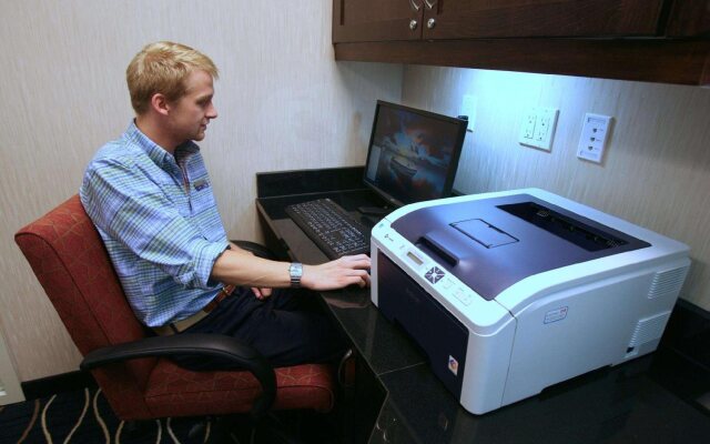 Hampton Inn & Suites by Hilton Red Deer