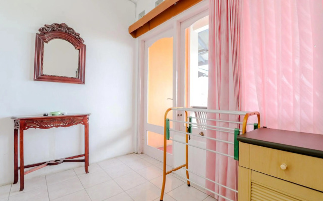 Adinda Beach Hotel and Villa by ZUZU