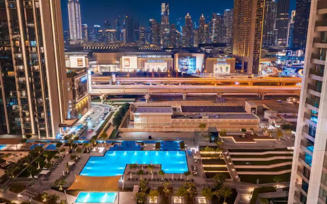 Rove Haven Crown 4BR Burj Dubai Mall