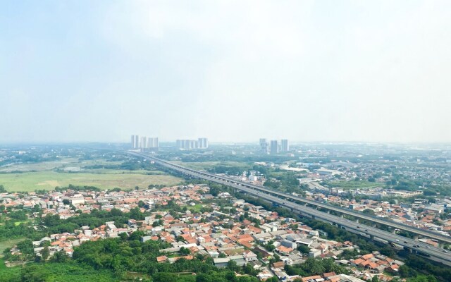 Good And Cozy Studio At Pollux Chadstone Apartment
