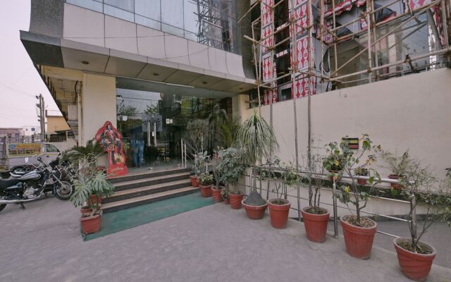 OYO 1721 Hotel Crown Royale