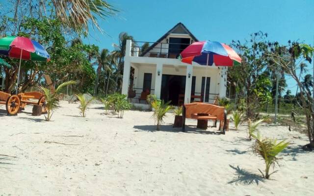 Traditional Filipino Villa Beachfront