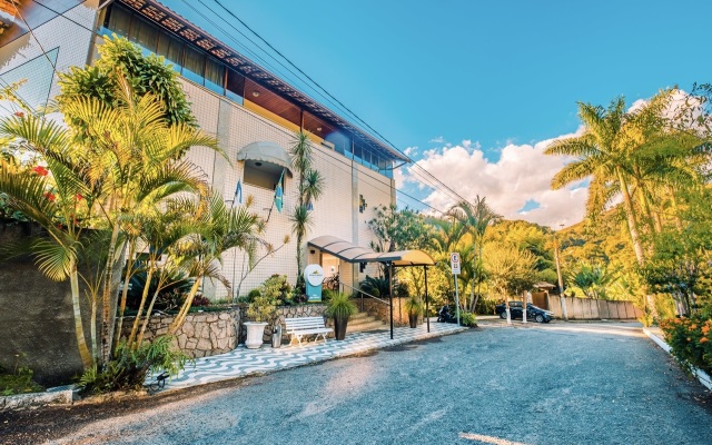 Hotel Serra Everest