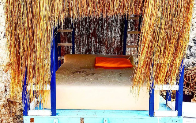 Club Antiphellos