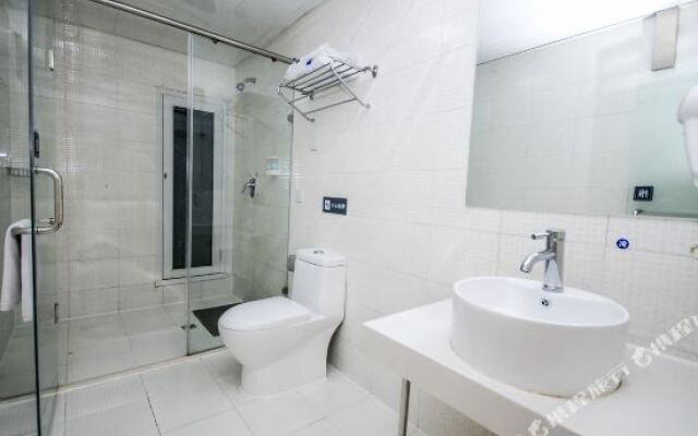 7-day Chain Hotel (Qinhuangdao Yanshan University Olympic Sports Center Branch)