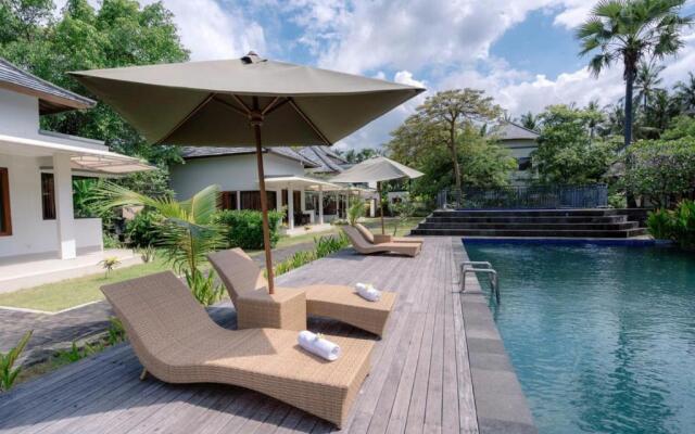 Ariana Beach Resort Amed Bali