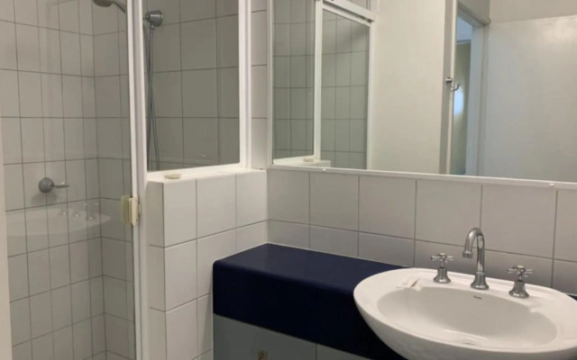 Unit 10 Sea Eagles Apartments