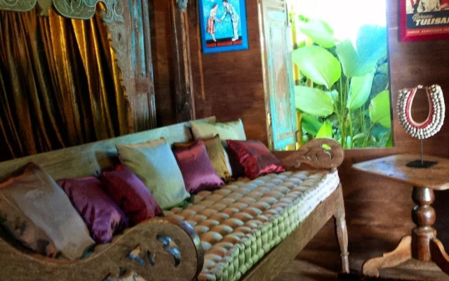 The Ermaja's Pavilion Hotel