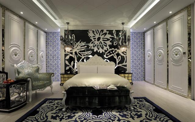 Puli Ease Hotel