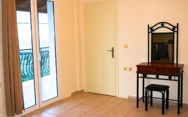 Orizontas Studios and Apartments