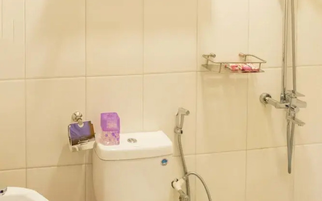Tooro Fairway Hotel
