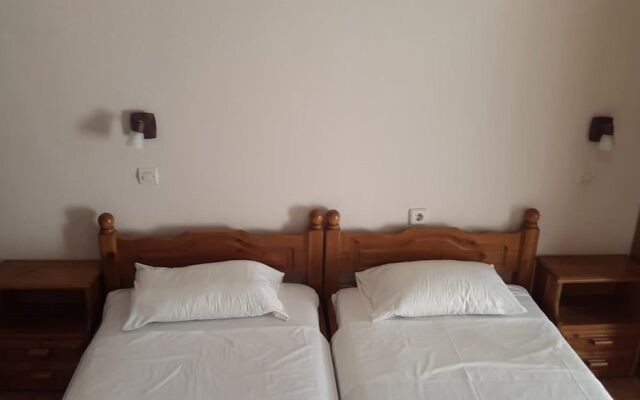 Stelios Rooms