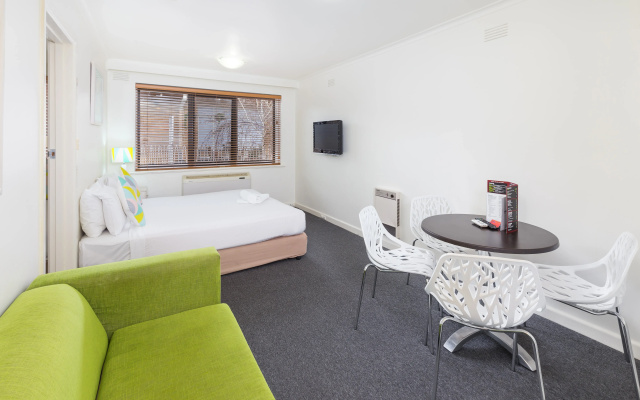City Edge Apartment Hotels - East Melbourne