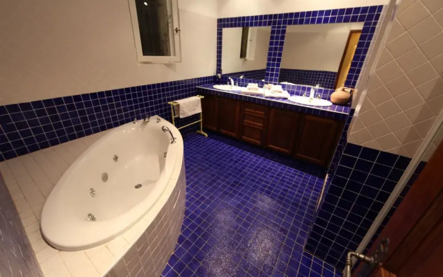 La Bastide De L'aube Chambre d hôtes