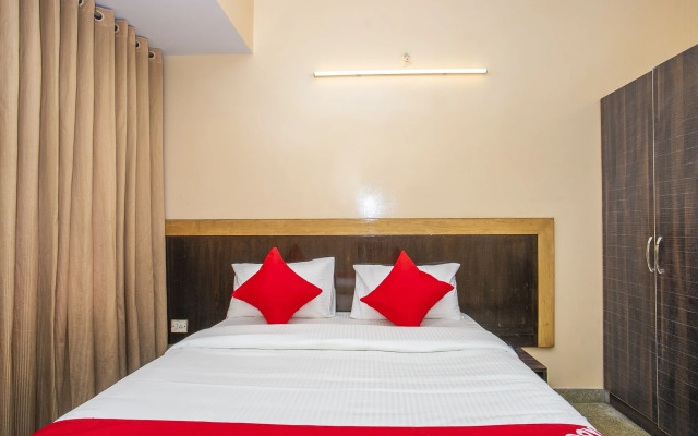 OYO 12965 Archana Comforts