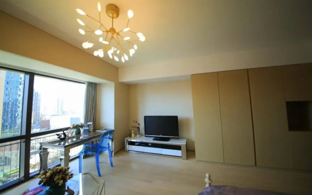 Qingdao Lejiaxuan Yuexi Apartment Hongkong Central Rd The MIXC Branch