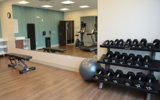 Holiday Inn Express & Suites Franklin - Berry Farms by IHG