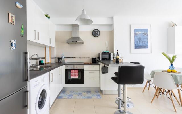 Home2Book Stunning Apartment Bajamar