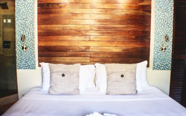 PUR Boutique Cabanas