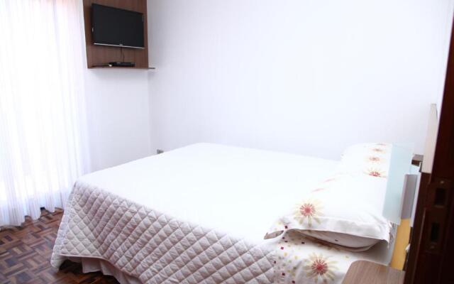 Hospedaria Gãstehaus Enzian