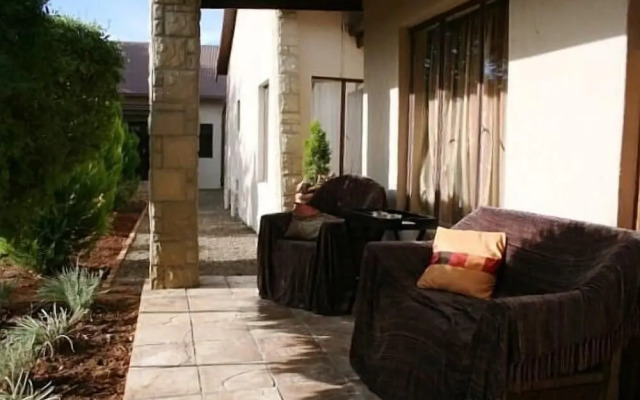 Oak Rest Guesthouse