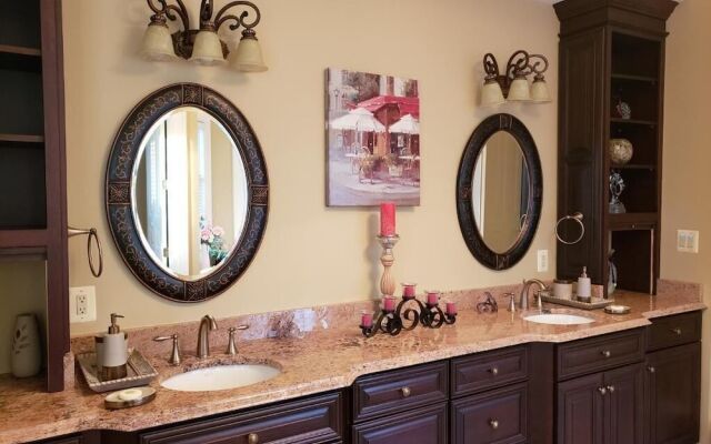 The Manor at Courtland Farm