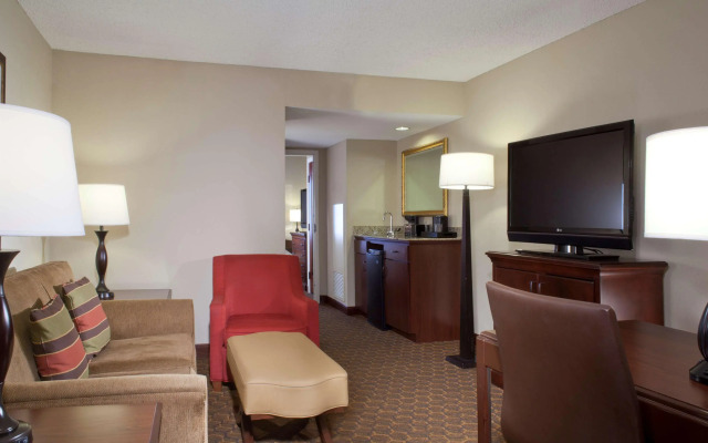 Embassy Suites by Hilton Austin Arboretum