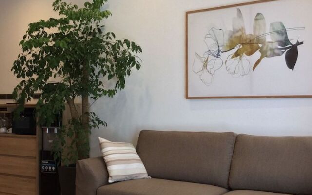 May House Serviced Apartment