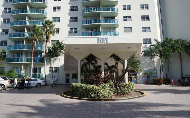 Collins Avenue Apartment