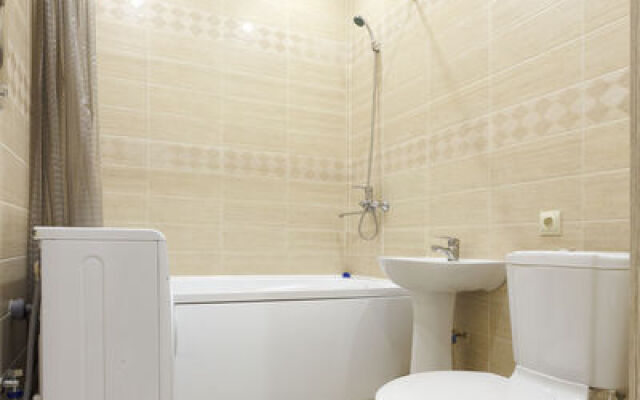 Apartments Green FOX on Embankment Privolzhskogo Zatona,  20G