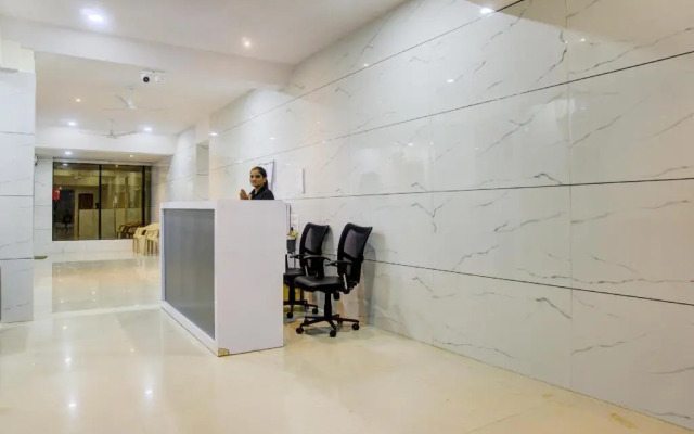 Hotel Laxmi Kuber by OYO Rooms