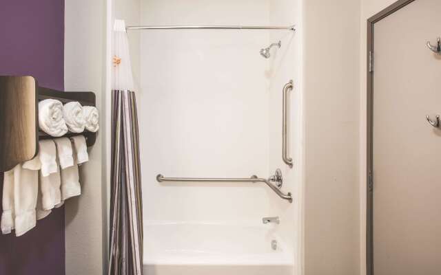 La Quinta Inn & Suites by Wyndham Lubbock South