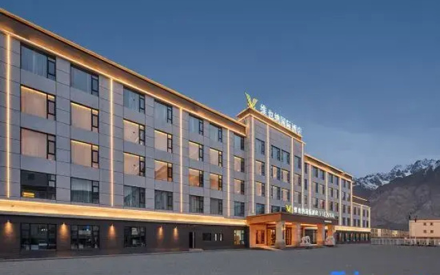 Vienna International Hotel in Tashkurgan