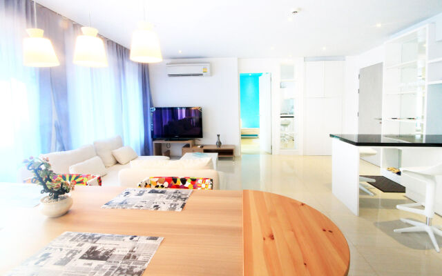 Atlantis Condo and Water Park Pattaya by the Sea