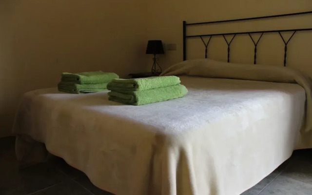 Comfortable 1-bed Bungalow in Parque Holandés