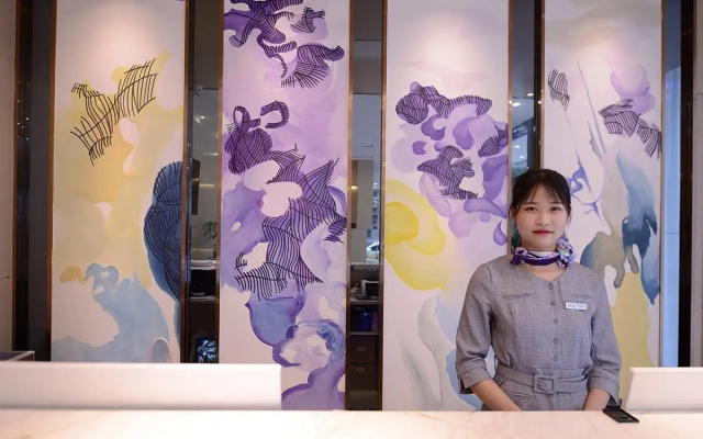 Lavande Hotels Wuhan Guangbutun Metro Station