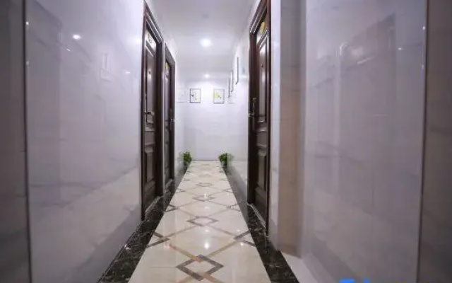 Nanchang Qiaojiangnan Apartment (West Station International Exposition City)