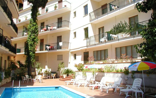 Hotel Soleado