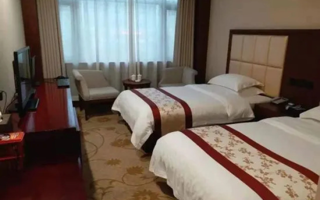 Runhua Junyue Hotel