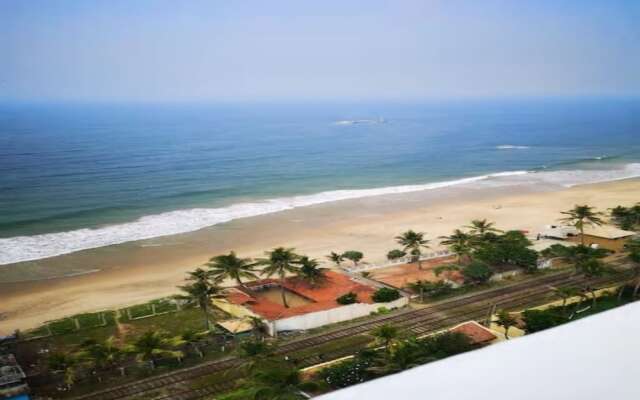 Fully Furnished 2 Bedroom Apartment with Sea View