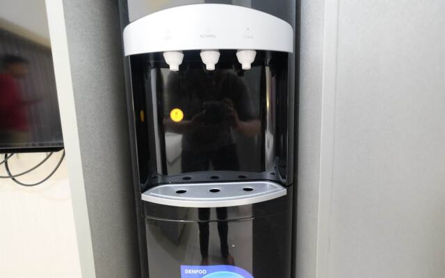 Elegant Studio Room at Springlake Summarecon Apartment