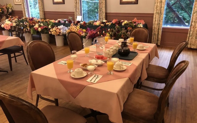 Braeside Country Inn