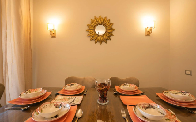 Luxurious 1 BR Apartment near Point 90 Mall✯